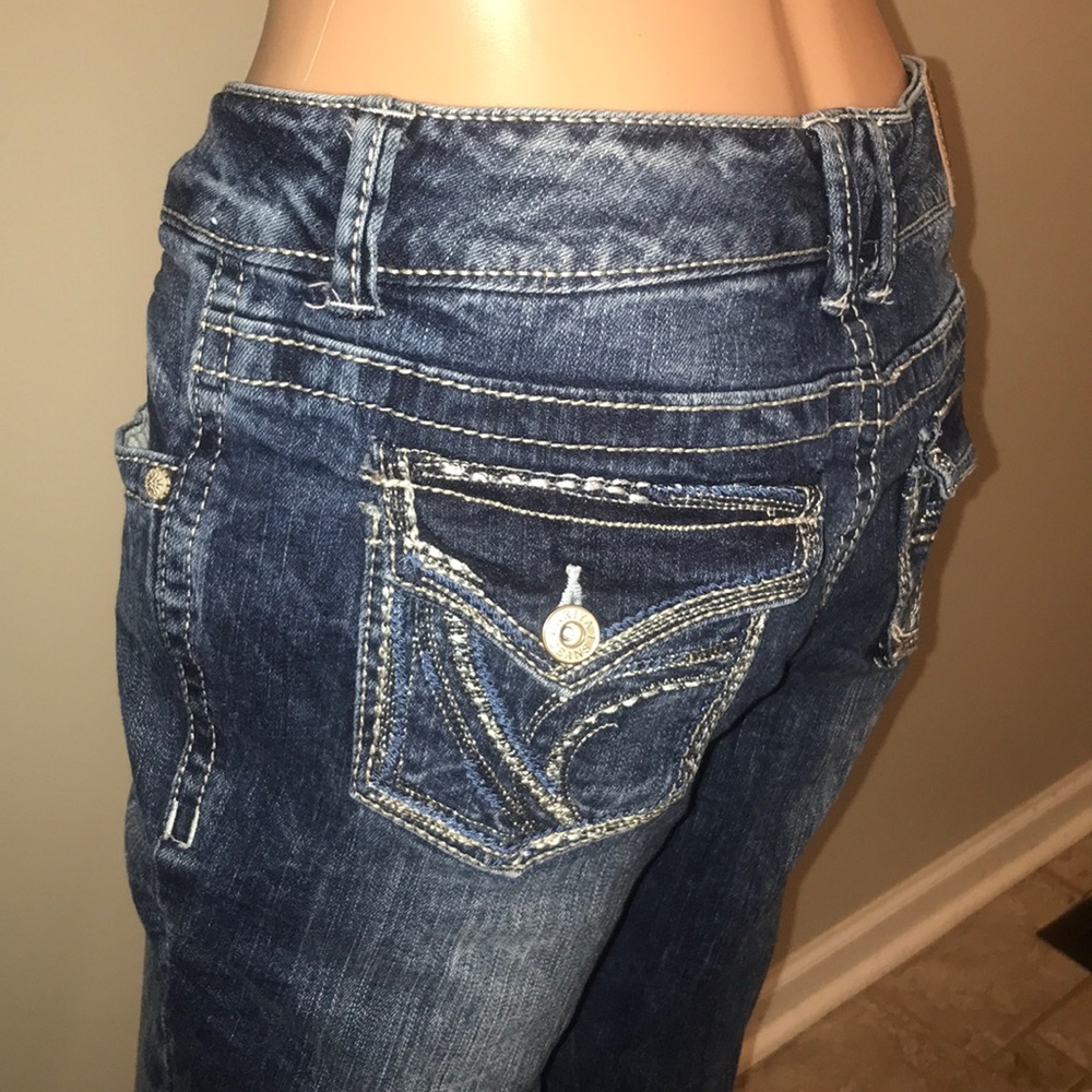 Ariya Jeans Ladies size 9/10 EUC
